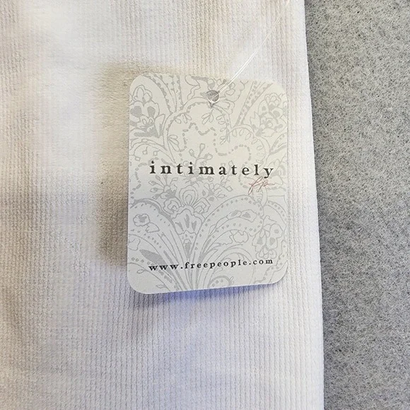 Free People Intimately Ribbed Tank Top White Seamless Racerback XS/S New - Picture 7 of 9